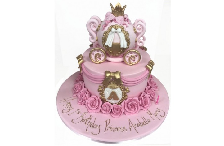 Princess Carriage & Roses Cake 